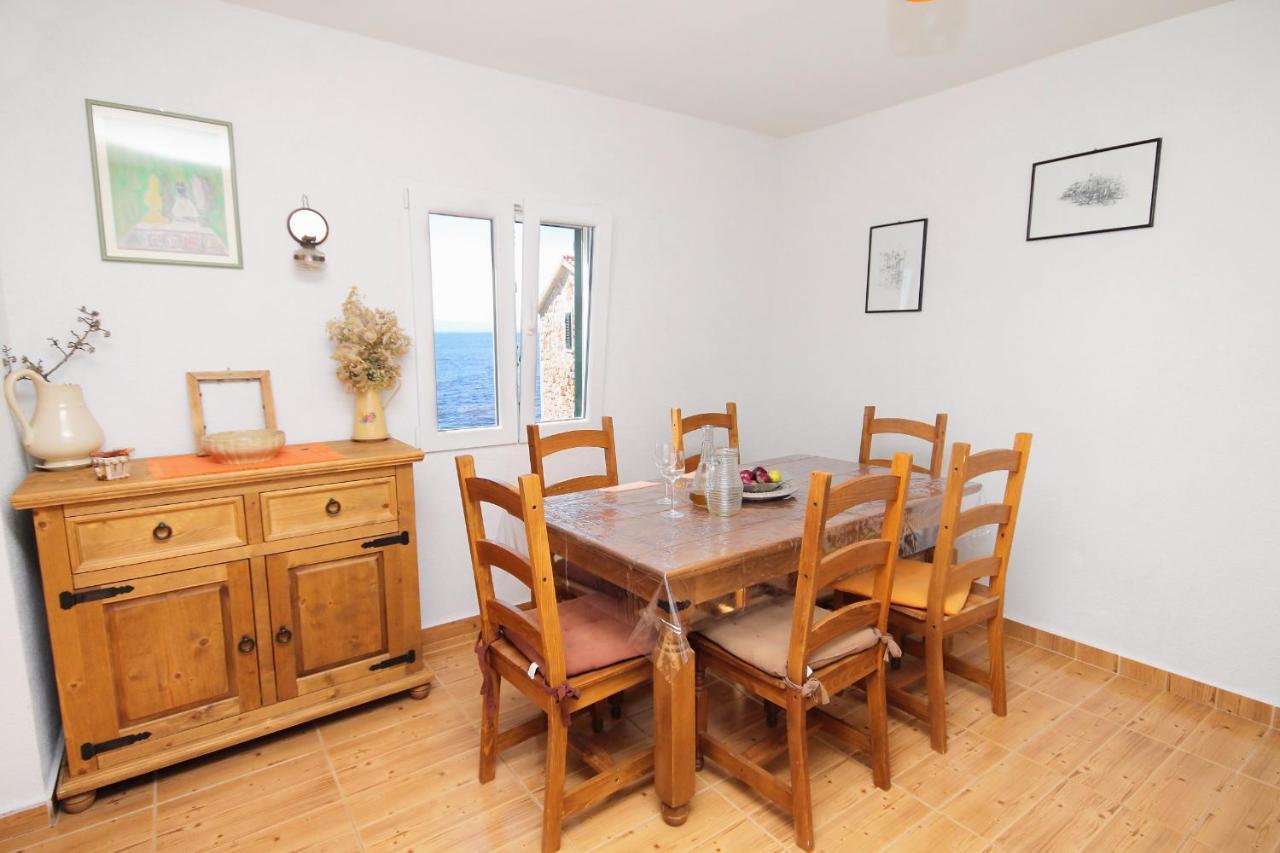 Seaside House For Families With Children Cove Tvrdni Dolac, Hvar - 2057 Gdinj Bagian luar foto
